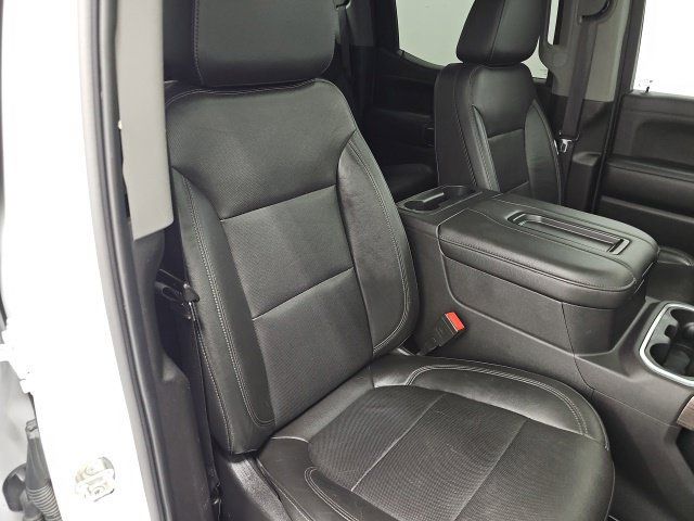 Used 2020 Chevrolet Silverado 1500 LTZ AWD/4WD image 38
