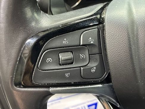 Used 2022 Buick Enclave Essence w/ Experience Buick Package AWD/4WD image 15