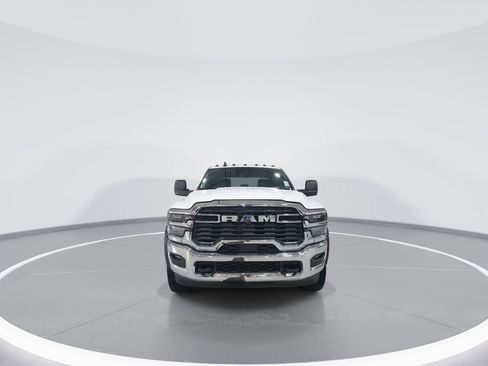 New 2026 RAM 4500 Tradesman w/ Chrome Appearance Group AWD/4WD image 3