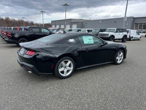 New 2026 Ford Mustang Coupe image 12