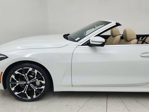 Used 2025 BMW 430i w/ Premium Package image 4