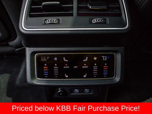 Used 2021 Audi e-tron Premium Plus w/ Premium Plus Package AWD/4WD image 13