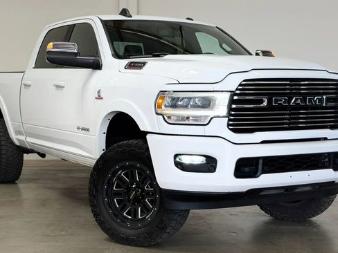 Used 2019 RAM 3500 Laramie AWD/4WD image 1