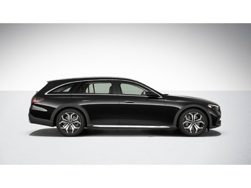 Used 2024 Mercedes-Benz E 450 4MATIC All-Terrain Wagon image 2
