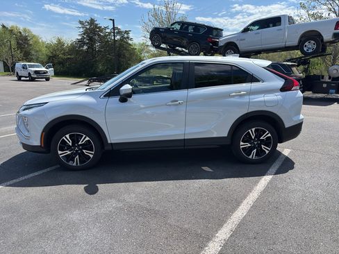 Used 2023 Mitsubishi Eclipse Cross AWD image 2
