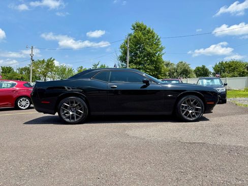 Used 2018 Dodge Challenger R/T w/ Sound Group image 6