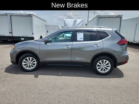 Used 2018 Nissan Rogue SV AWD/4WD image 4