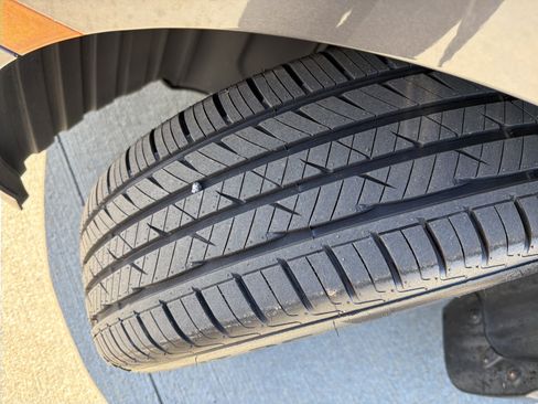 Used 2023 Honda Odyssey EX-L image 12