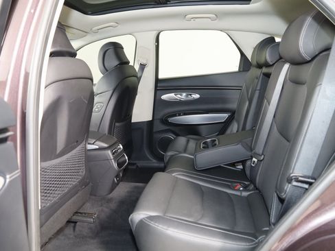 Used 2022 Genesis GV70 2.5T w/ Select Package image 52