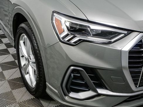 Used 2024 Audi Q3 2.0T Premium Plus w/ Premium Plus Package image 38