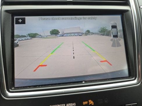 Used 2019 Lincoln Nautilus Select FWD image 11