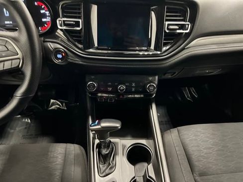 Used 2022 Dodge Durango SXT image 13