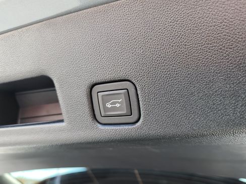 Used 2026 Buick Enclave Preferred AWD/4WD image 29