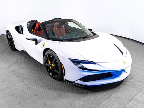 Certified 2024 Ferrari SF90 Spider AWD/4WD image 11