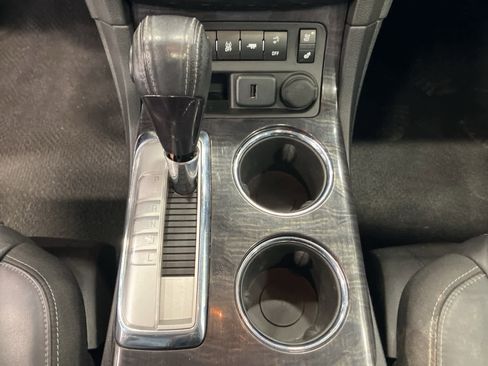 Used 2016 Buick Enclave Premium w/ Experience Buick Package image 19