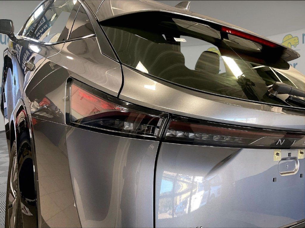 Certified 2023 Nissan Ariya AWD image 33
