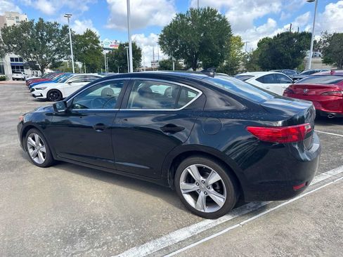 Used 2015 Acura ILX FWD image 3