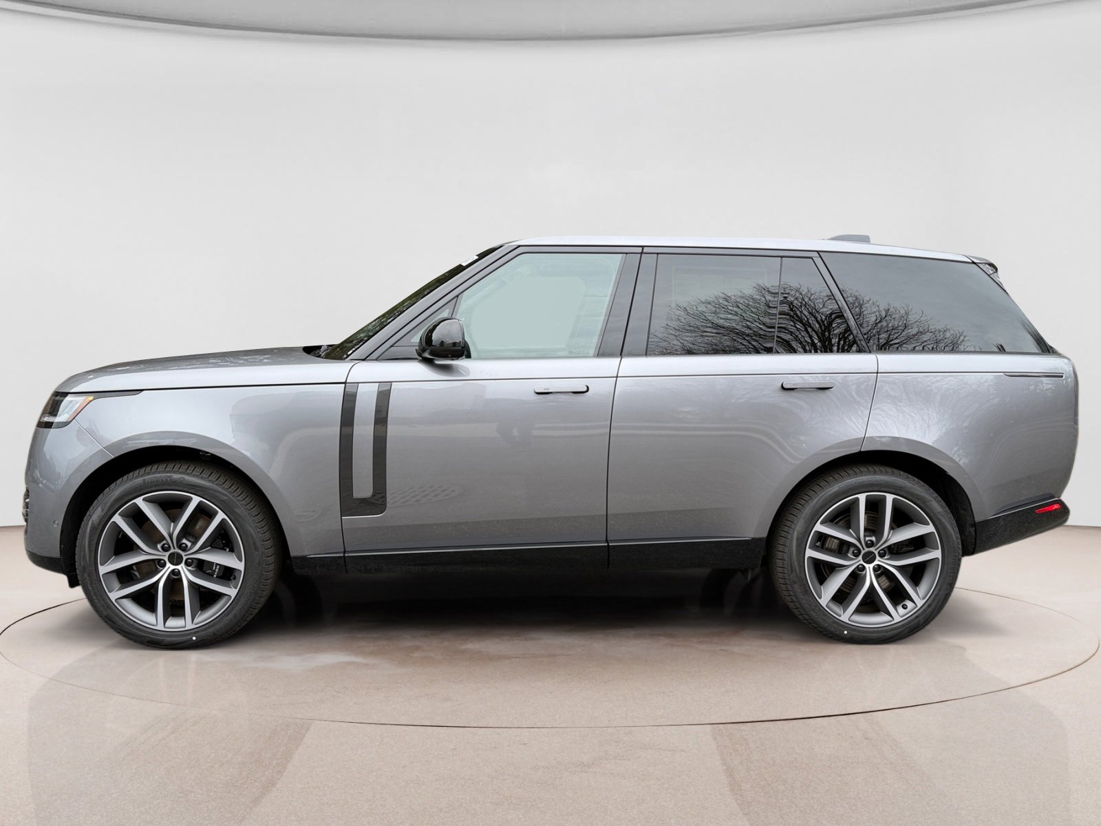 New 2026 Land Rover Range Rover SE AWD/4WD image 2