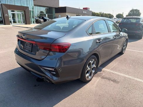 Used 2020 Kia Forte LXS FWD image 5