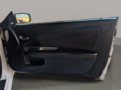 Used 2012 Chrysler 200 S FWD image 35