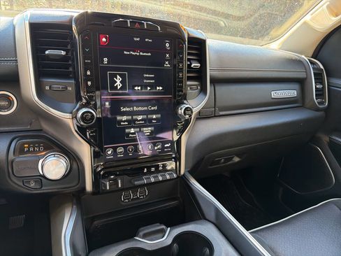 Used 2021 RAM 1500 Laramie image 36