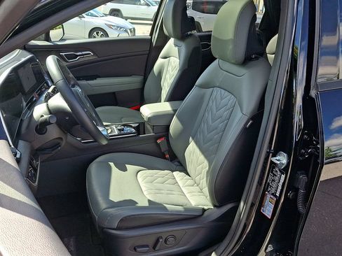 Used 2023 Kia Sportage X-Line w/ X-Line Premium Package AWD/4WD image 16