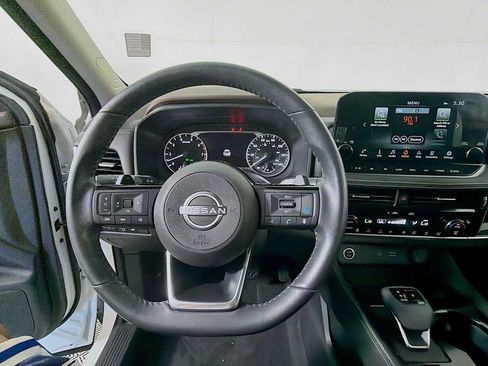 Used 2023 Nissan Rogue SL w/ SL Premium Package AWD/4WD image 9
