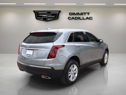 New 2026 Cadillac XT5 Luxury image 5