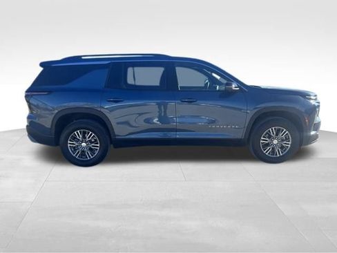 Certified 2026 Chevrolet Traverse LT w/ Driver Confidence Package image 7