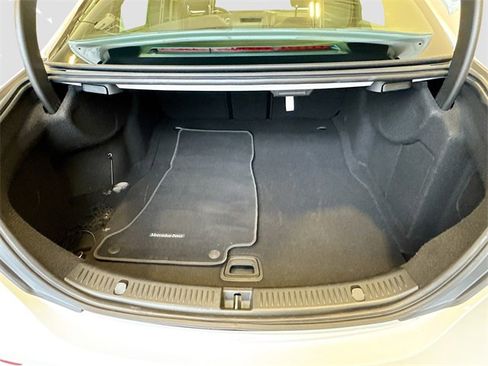 Certified 2023 Mercedes-Benz E 350 4MATIC Sedan w/ Premium Package image 28