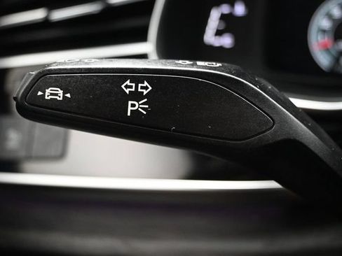 Used 2021 Audi Q8 Premium Plus AWD/4WD image 20