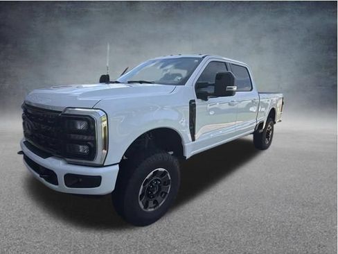 Used 2024 Ford F250 Lariat w/ Tremor Off-Road Package AWD/4WD image 7