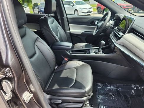Used 2024 Jeep Compass Limited AWD/4WD image 17