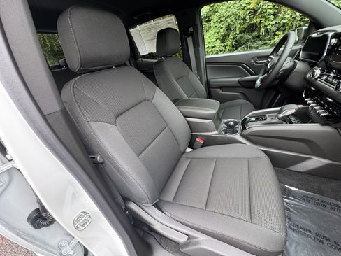 New 2026 GMC Canyon Elevation image 48