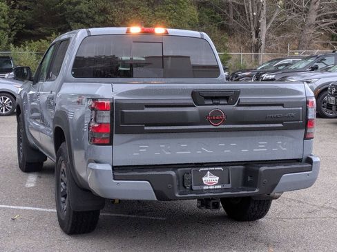 New 2025 Nissan Frontier PRO-4X w/ Pro Convenience Package image 7
