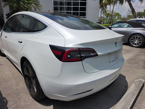 Used 2018 Tesla Model 3 Mid Range RWD image 8