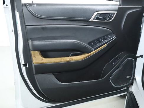 Used 2017 GMC Yukon Denali w/ Open Road Package image 21