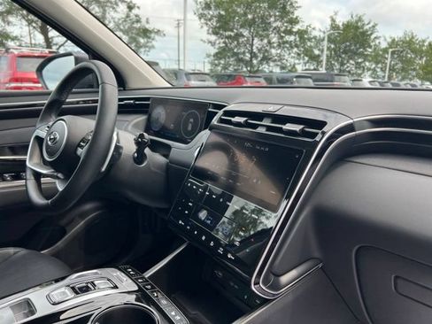 Used 2022 Hyundai Tucson Limited AWD/4WD image 39