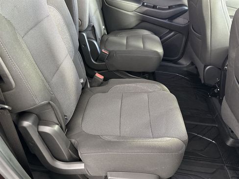 Used 2023 Chevrolet Traverse LT w/ LPO, Floor Liner Package image 15