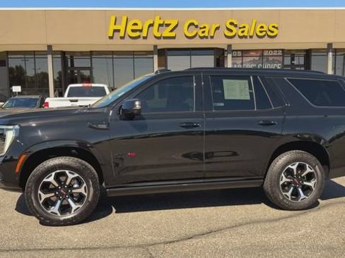 Used 2025 GMC Yukon AT4 w/ AT4 Premium Package AWD/4WD image 5