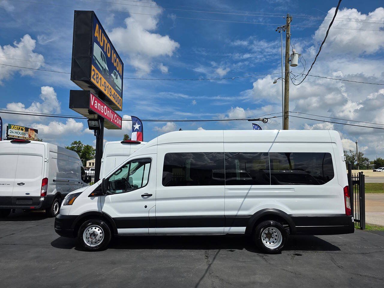 Used 2023 Ford Transit 350 XL RWD image 4