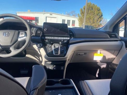 New 2026 Honda Odyssey Elite image 13