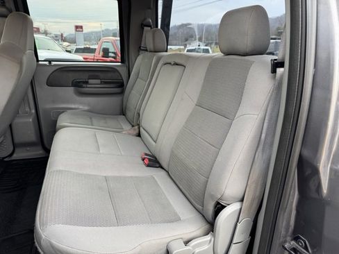 Used 2004 Ford F350 XLT image 13