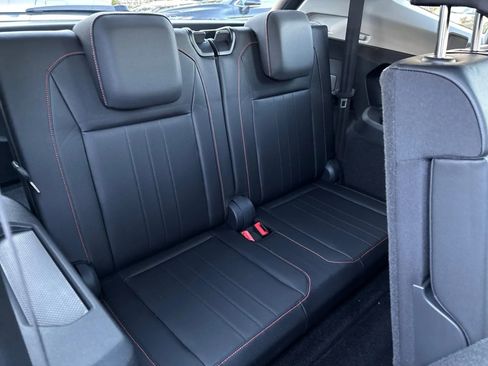 Used 2024 Volkswagen Tiguan Wolfsburg Edition image 13