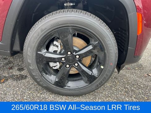 New 2025 Jeep Grand Cherokee L Altitude image 24