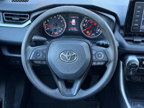 Certified 2022 Toyota RAV4 XLE image 16