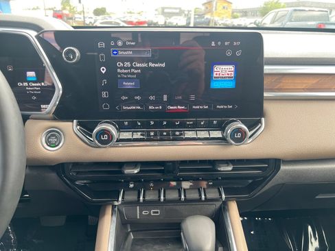Used 2026 GMC Canyon Denali AWD/4WD image 21