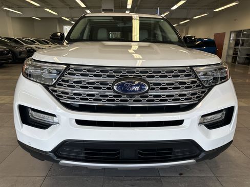 Certified 2023 Ford Explorer Limited w/ Equipment Group 301A image 21