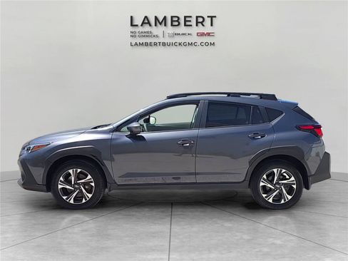 Used 2024 Subaru Crosstrek 2.0i Premium AWD/4WD image 2