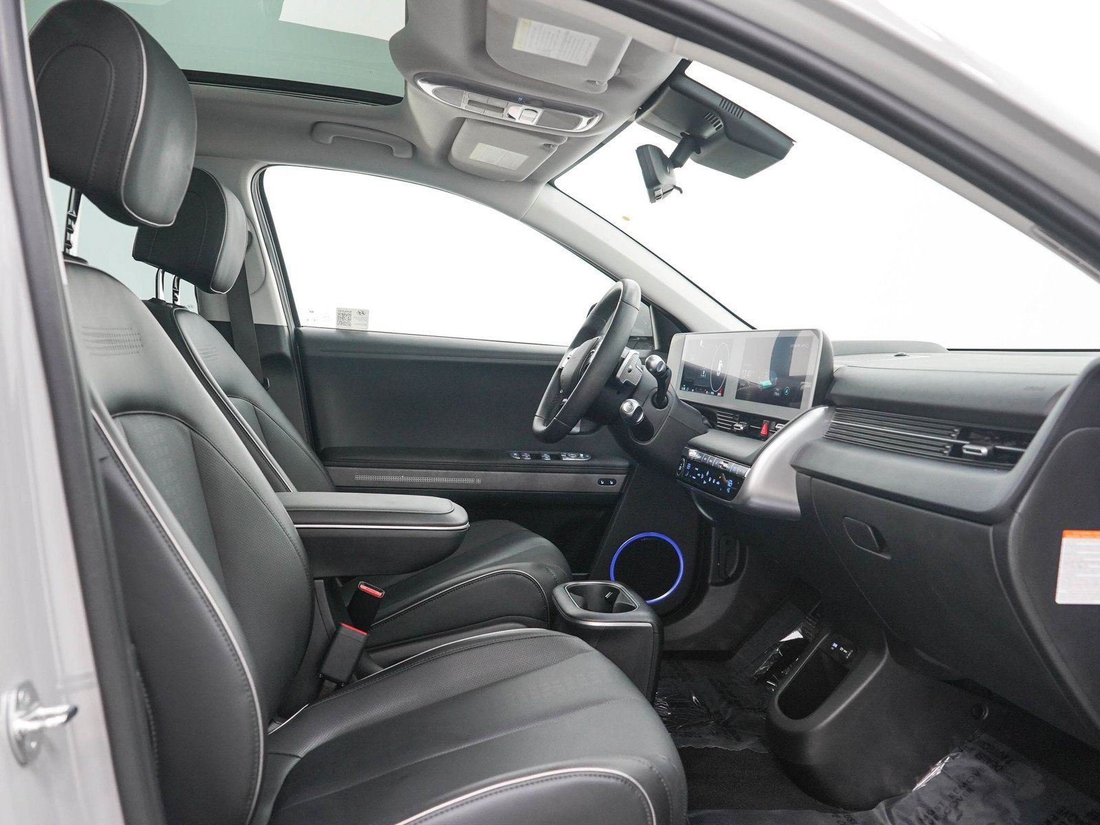 Certified 2024 Hyundai Ioniq 5 Limited AWD/4WD image 13